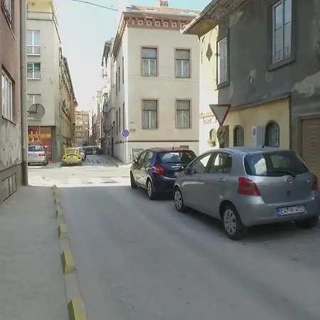 Cheyf Modern In Center Appartement Sarajevo
