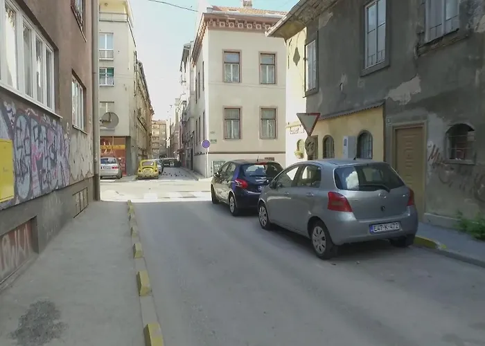 Cheyf Modern In Center Apartman Sarajevo